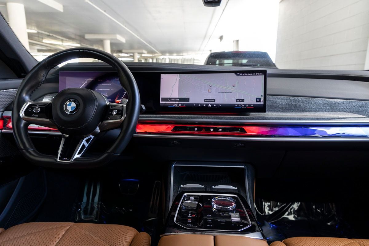 2023 BMW 740i 740i