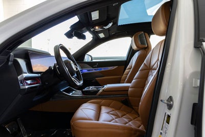 2023 BMW 740i 740i
