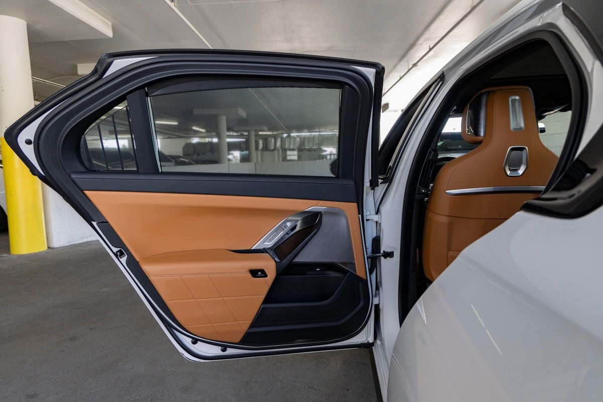 2023 BMW 740i 740i