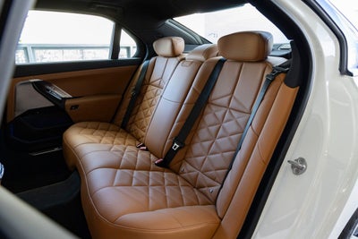 2023 BMW 740i 740i