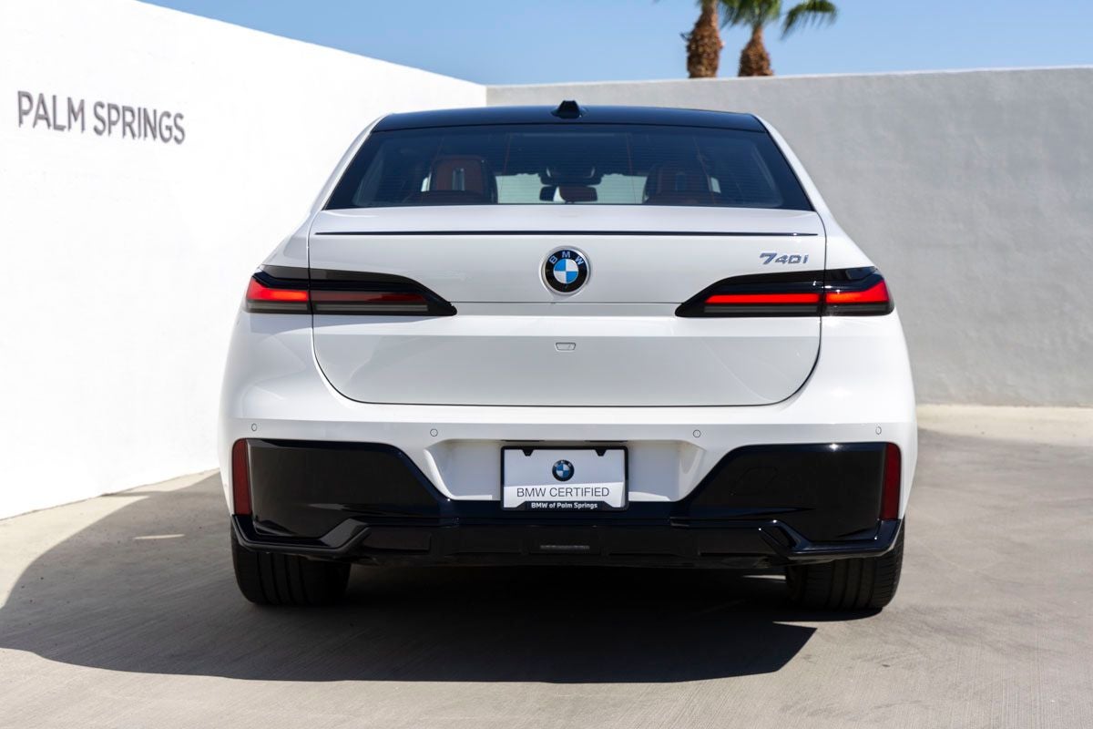 2023 BMW 740i 740i