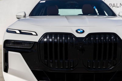 2023 BMW 740i 740i