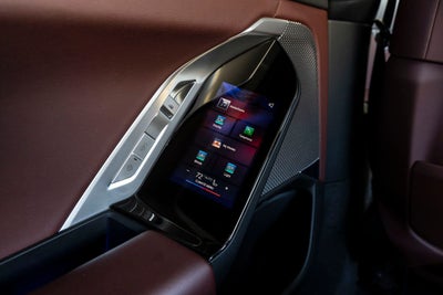 2023 BMW 740i 740i