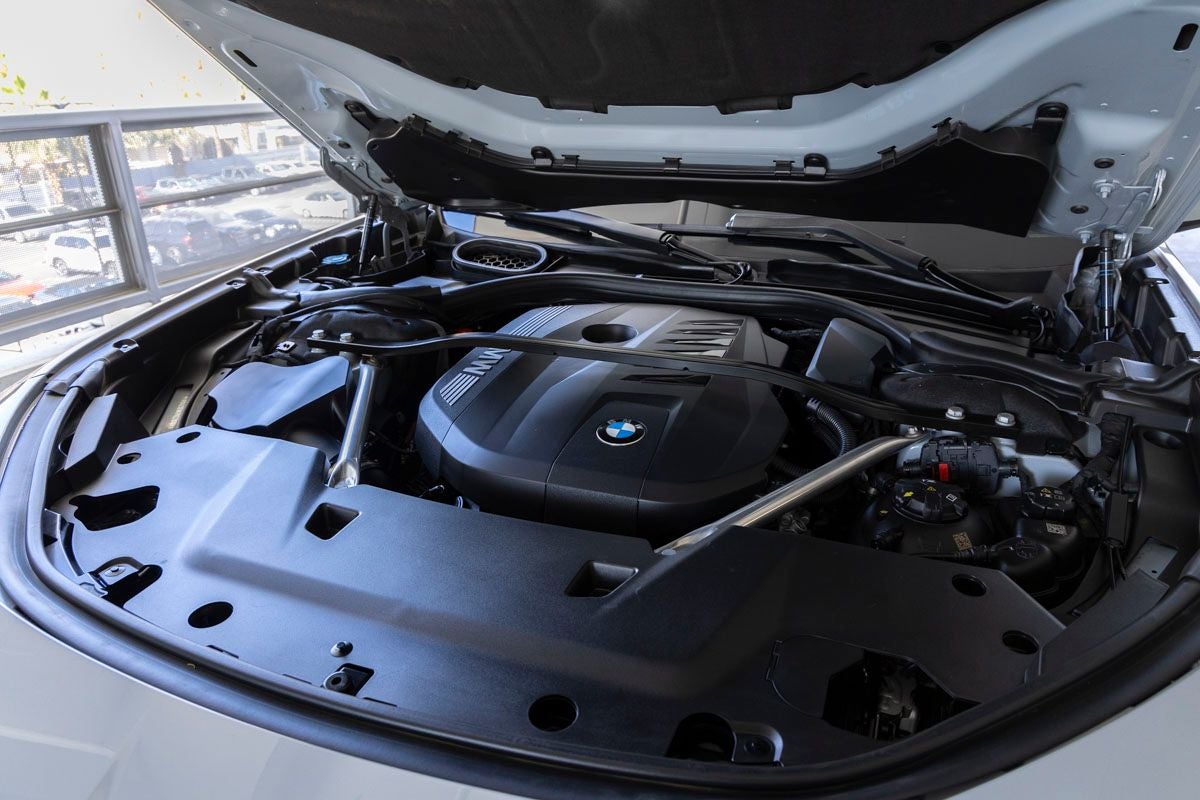 2023 BMW 740i 740i