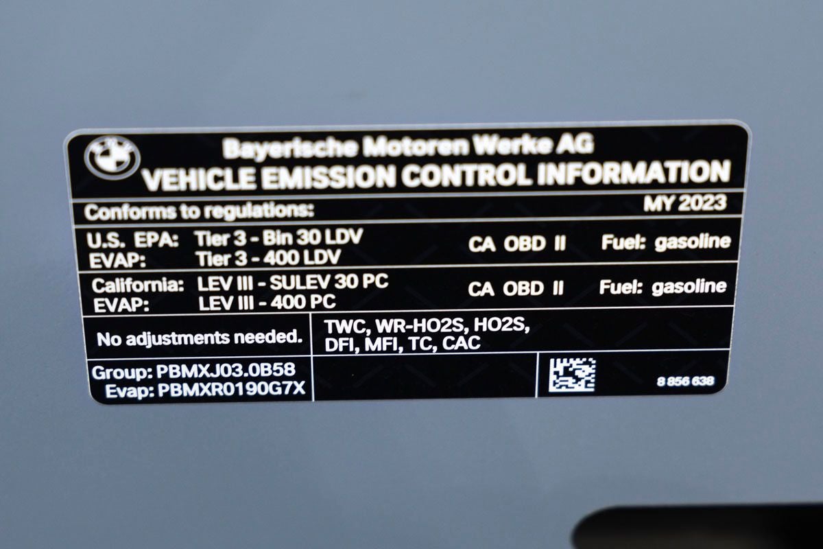 2023 BMW 740i 740i
