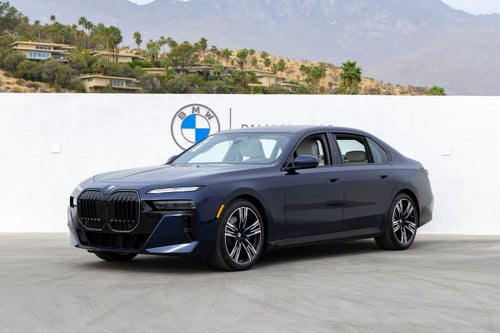 2026 BMW 740i 740i