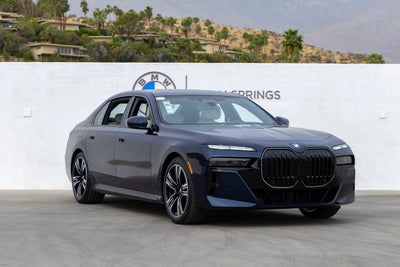 2026 BMW 740i 740i
