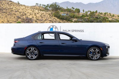 2026 BMW 740i 740i