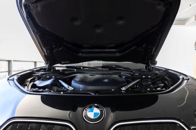 2025 BMW 740i 740i