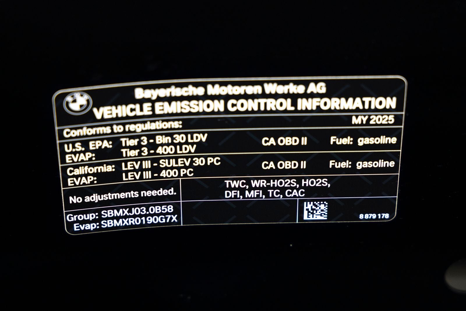 2025 BMW 740i 740i