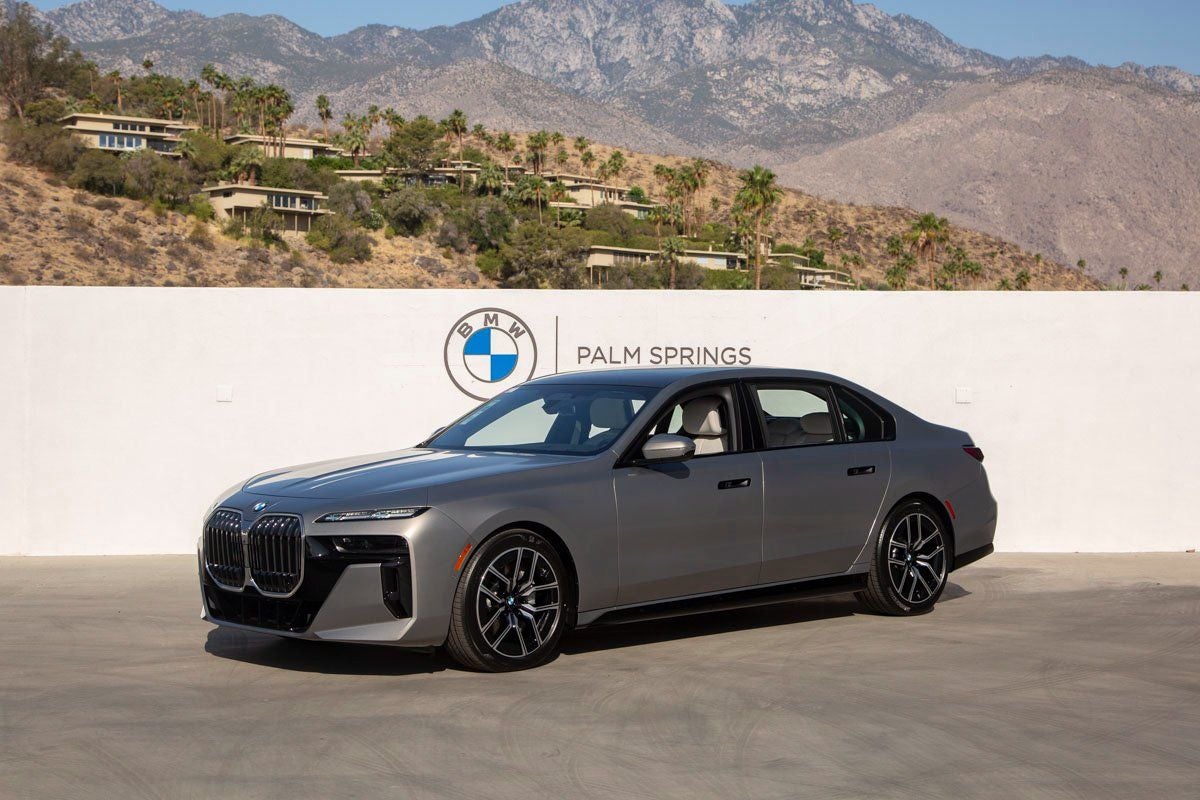 2025 BMW 7 Series 740i xDrive