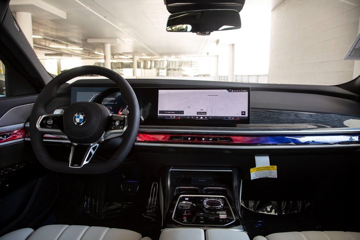2025 BMW 7 Series 740i xDrive
