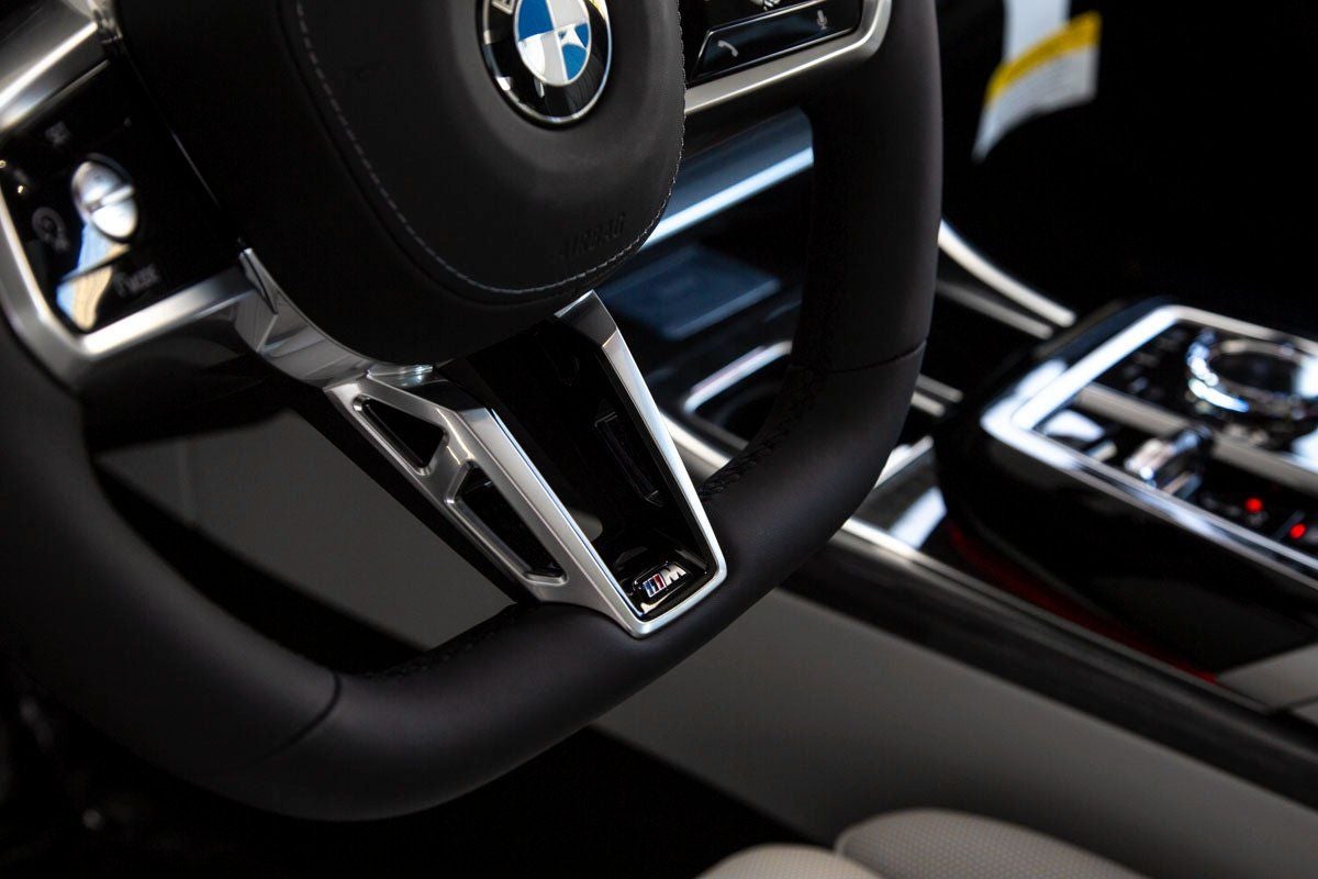 2025 BMW 7 Series 740i xDrive