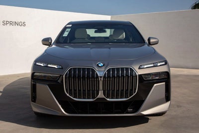 2025 BMW 7 Series 740i xDrive