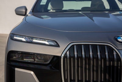 2025 BMW 7 Series 740i xDrive