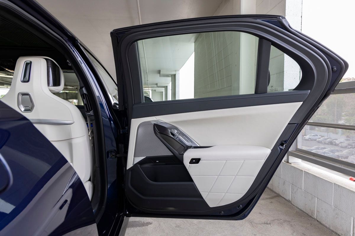 2026 BMW 740i 740i xDrive