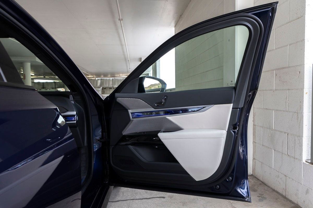 2026 BMW 740i 740i xDrive