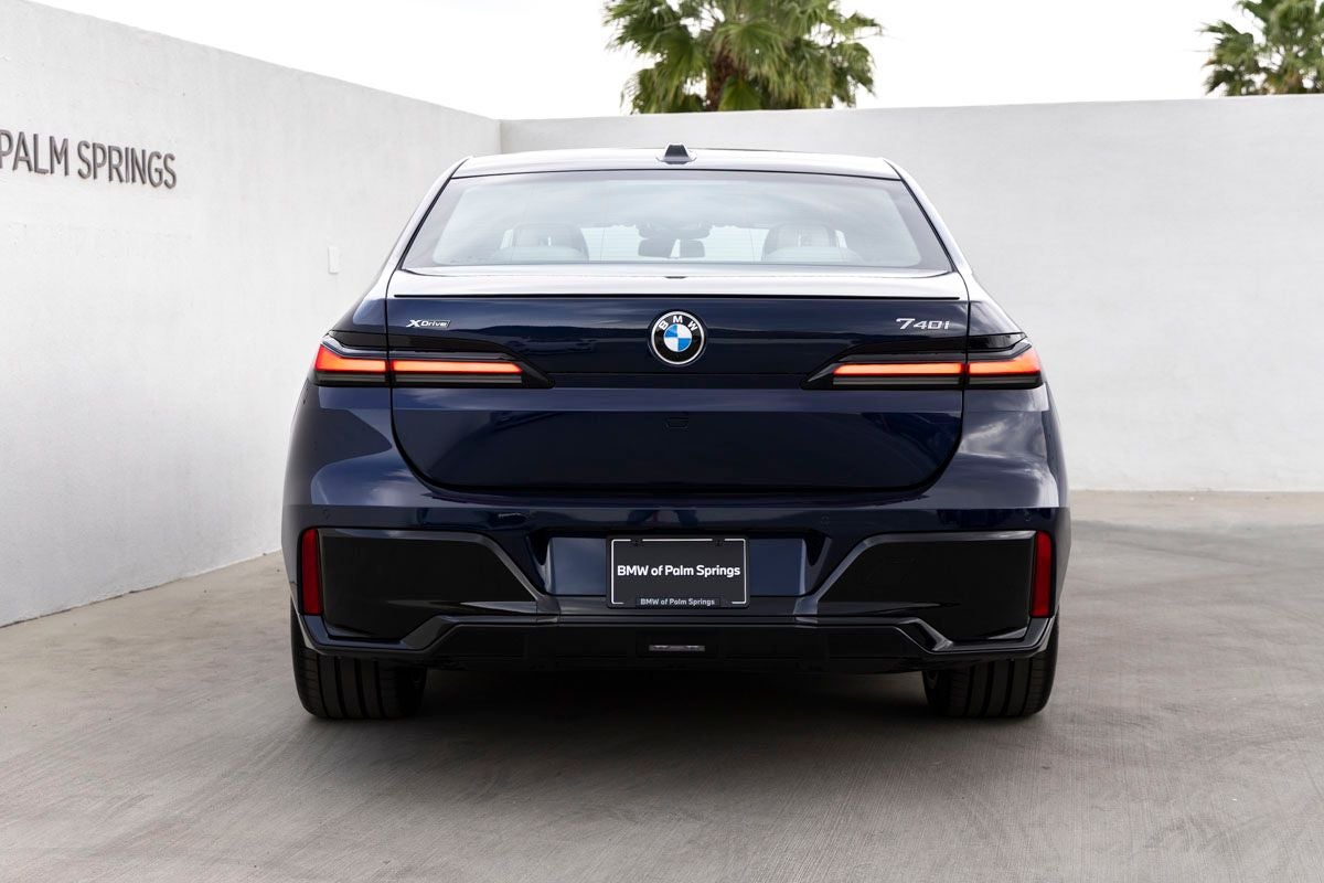 2026 BMW 740i 740i xDrive