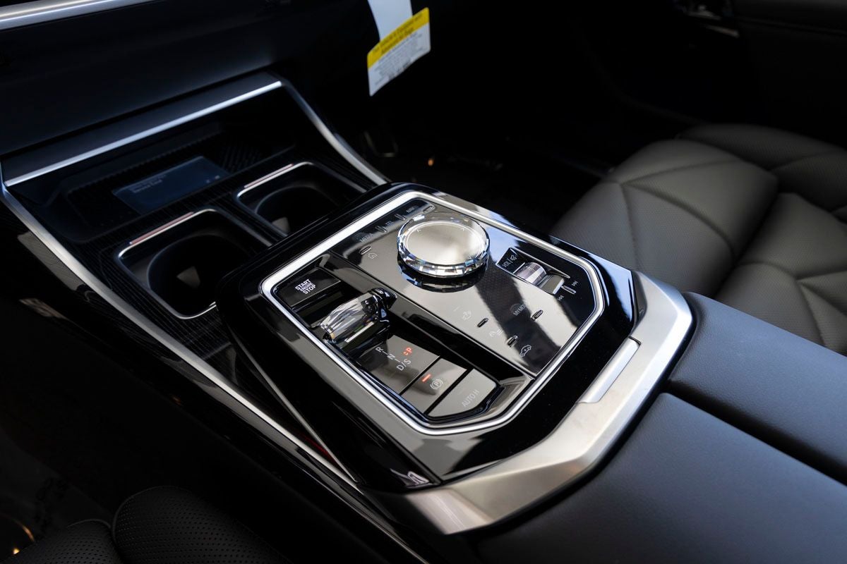 2026 BMW 740i 740i xDrive