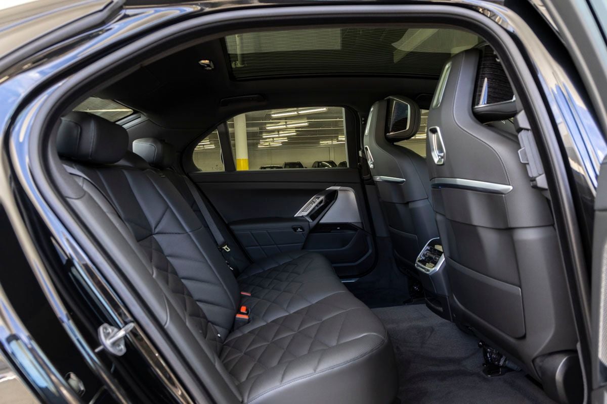 2026 BMW 740i 740i xDrive