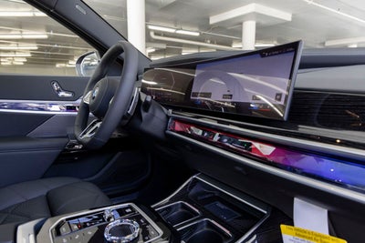 2026 BMW 740i 740i xDrive