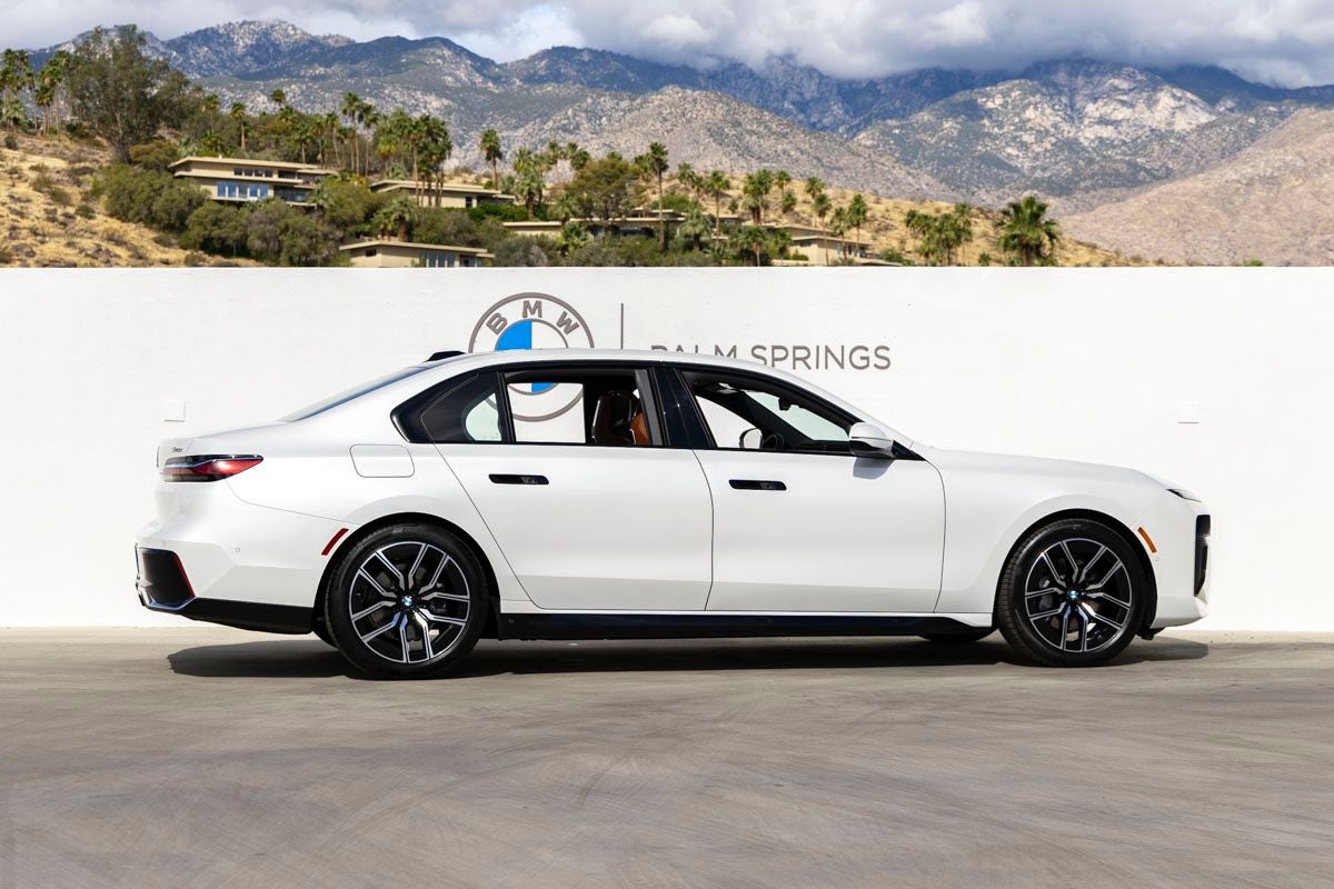 2026 BMW 740i 740i xDrive