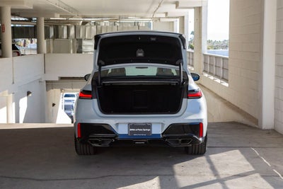 2025 BMW 760i 760i xDrive