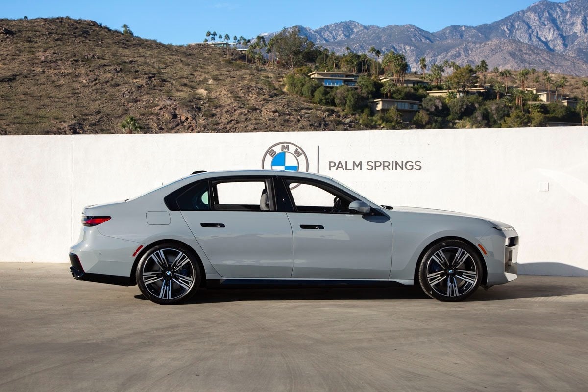 2025 BMW 760i 760i xDrive