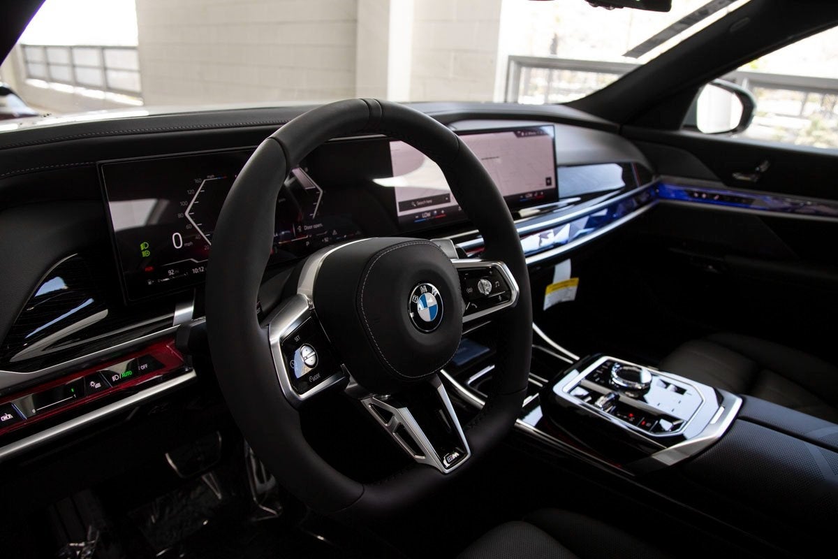 2025 BMW 760i 760i xDrive