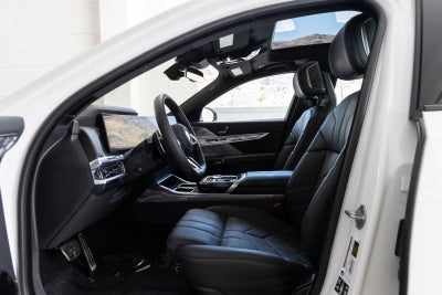 2025 BMW 760i 760i xDrive