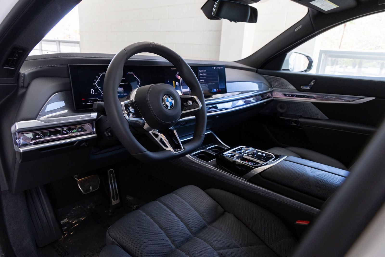 2025 BMW 760i 760i xDrive