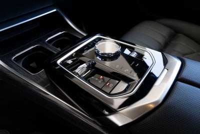 2025 BMW 760i 760i xDrive