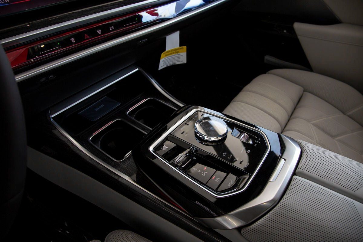 2025 BMW 760i 760i xDrive