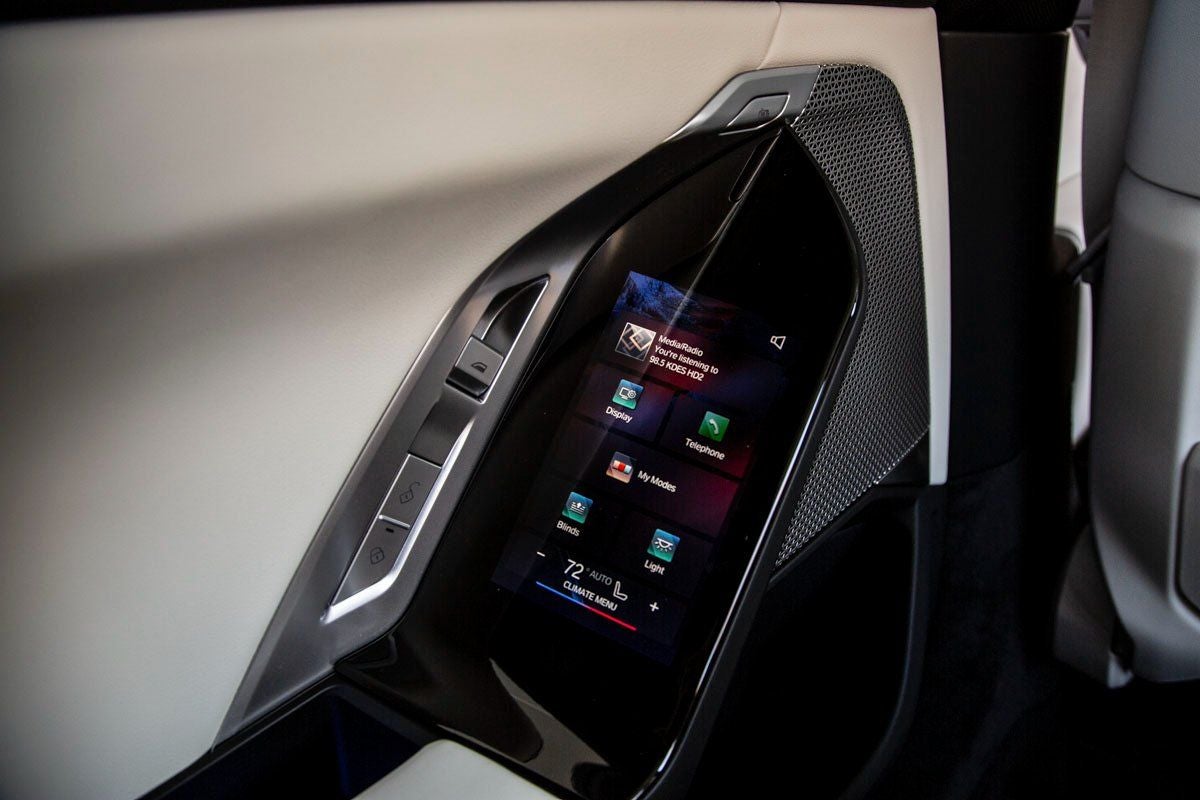 2025 BMW 760i 760i xDrive