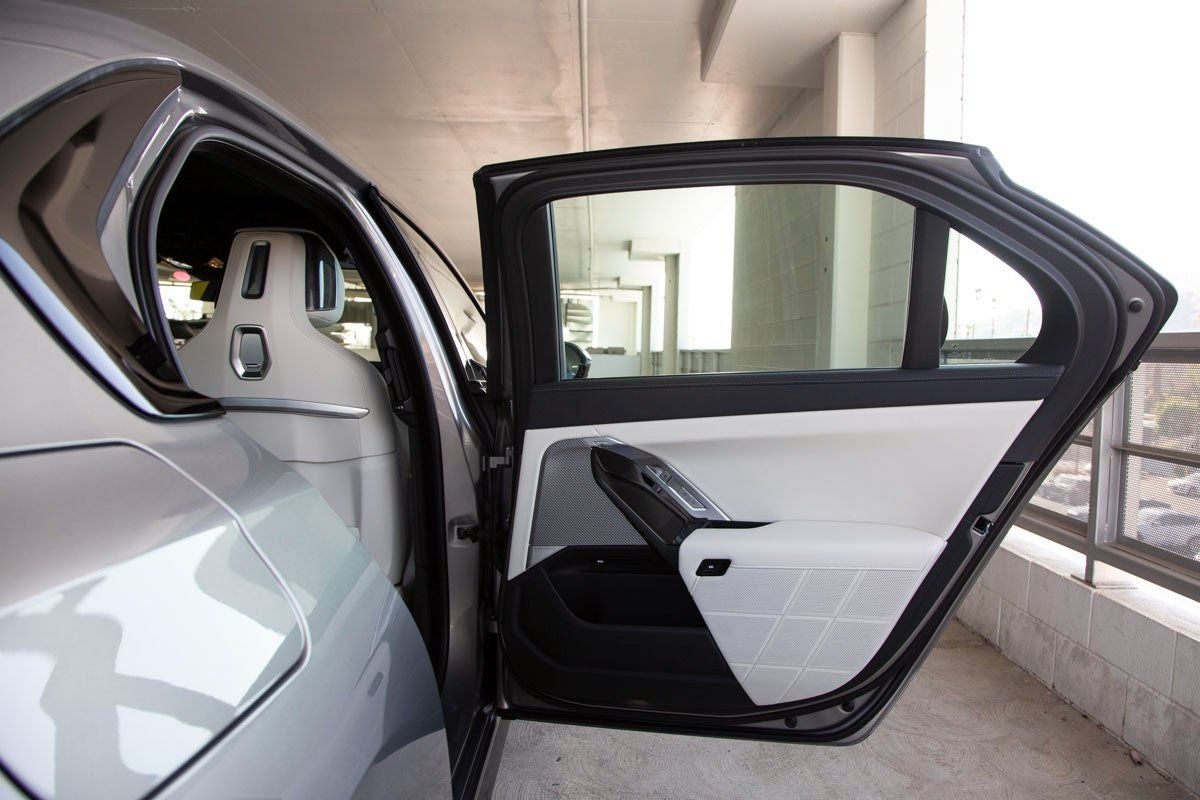 2025 BMW 760i 760i xDrive