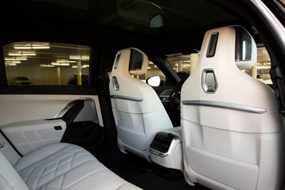2025 BMW 760i 760i xDrive