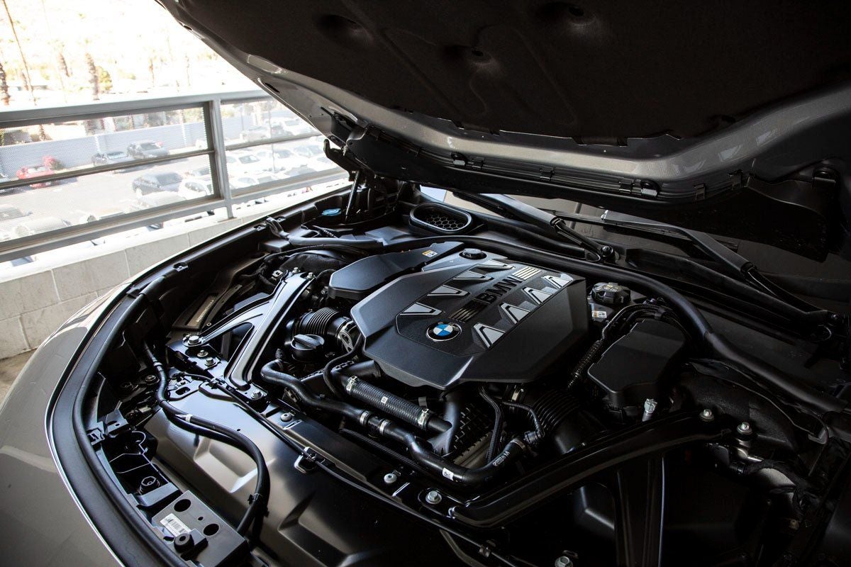 2025 BMW 760i 760i xDrive