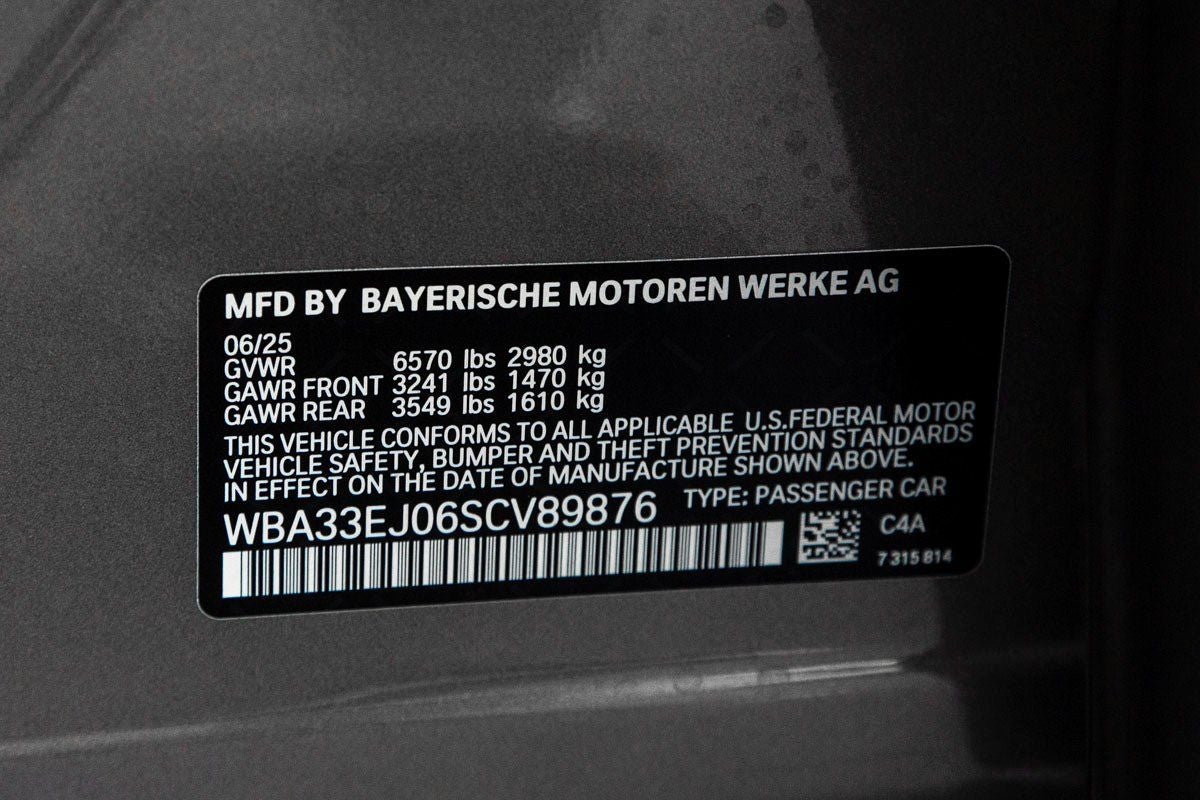 2025 BMW 760i 760i xDrive