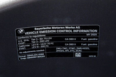 2025 BMW 760i 760i xDrive