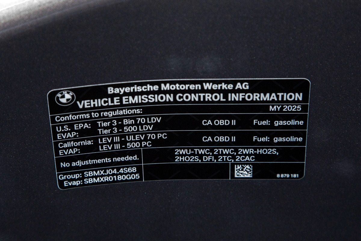 2025 BMW 760i 760i xDrive