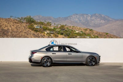 2025 BMW 760i 760i xDrive