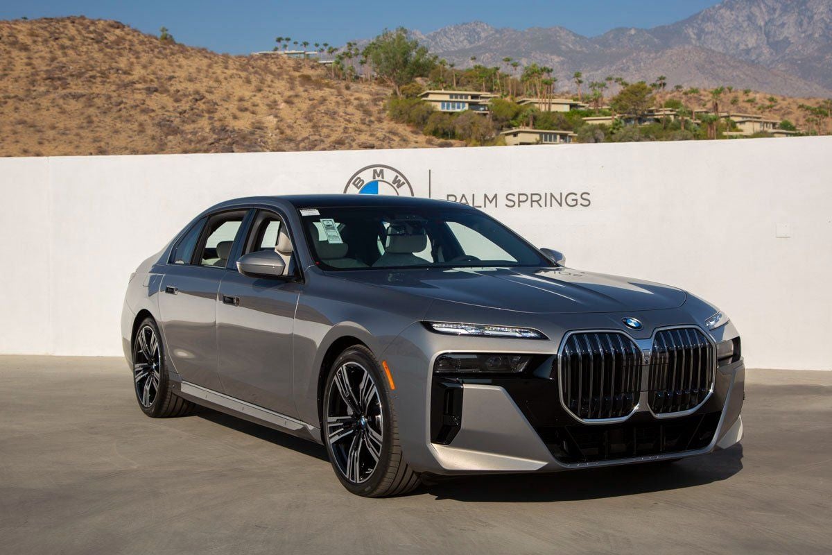 2025 BMW 760i 760i xDrive
