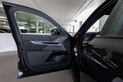 2026 BMW 7 Series 760i xDrive