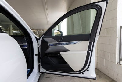 2026 BMW 760i 760i xDrive