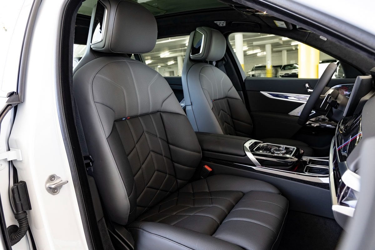 2026 BMW 760i 760i xDrive