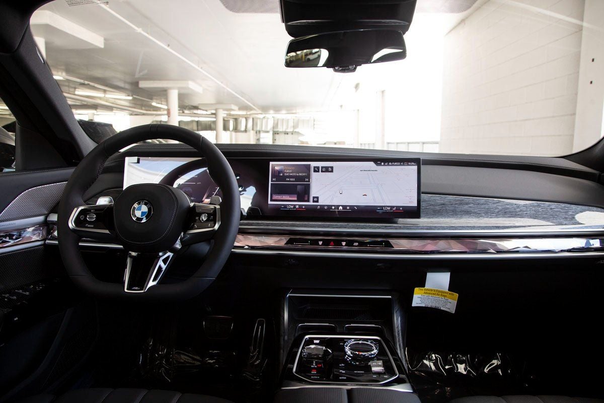 2025 BMW 760i 760i xDrive