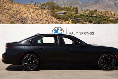2025 BMW 760i 760i xDrive