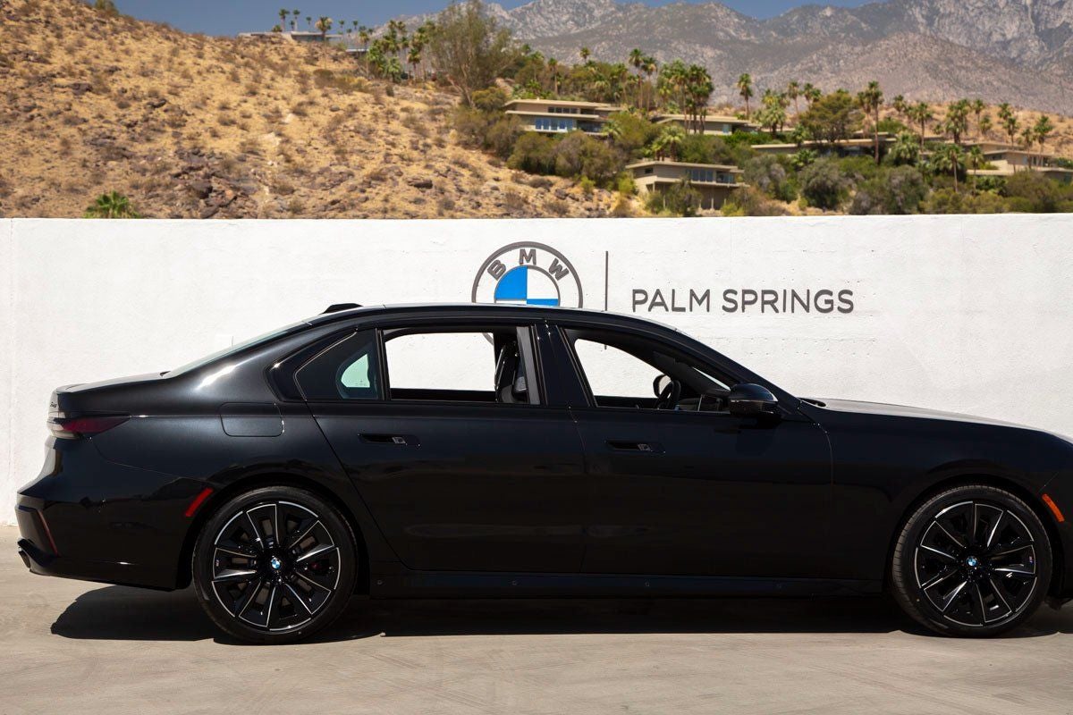 2025 BMW 760i 760i xDrive