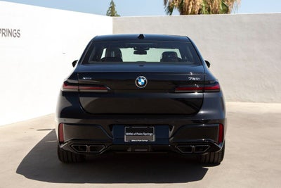 2025 BMW 760i 760i xDrive