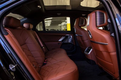 2025 BMW 750e xDrive 750e xDrive